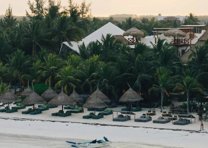 Casa Las Tortugas Petit Beach Hotel & Spa